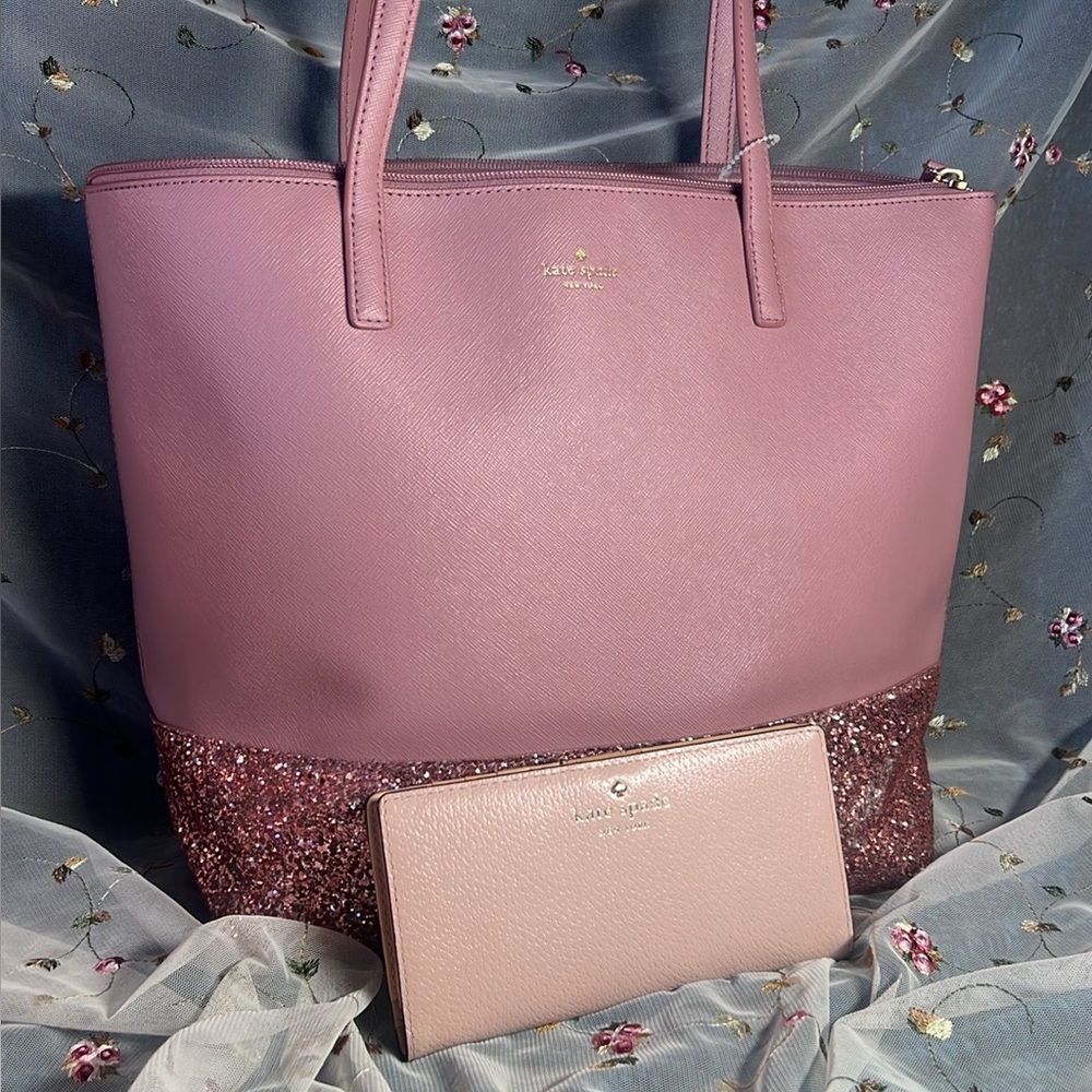 Kate Spade Greta Court Penny Tote with Glitter plus a wallet - Picture 4 of 6